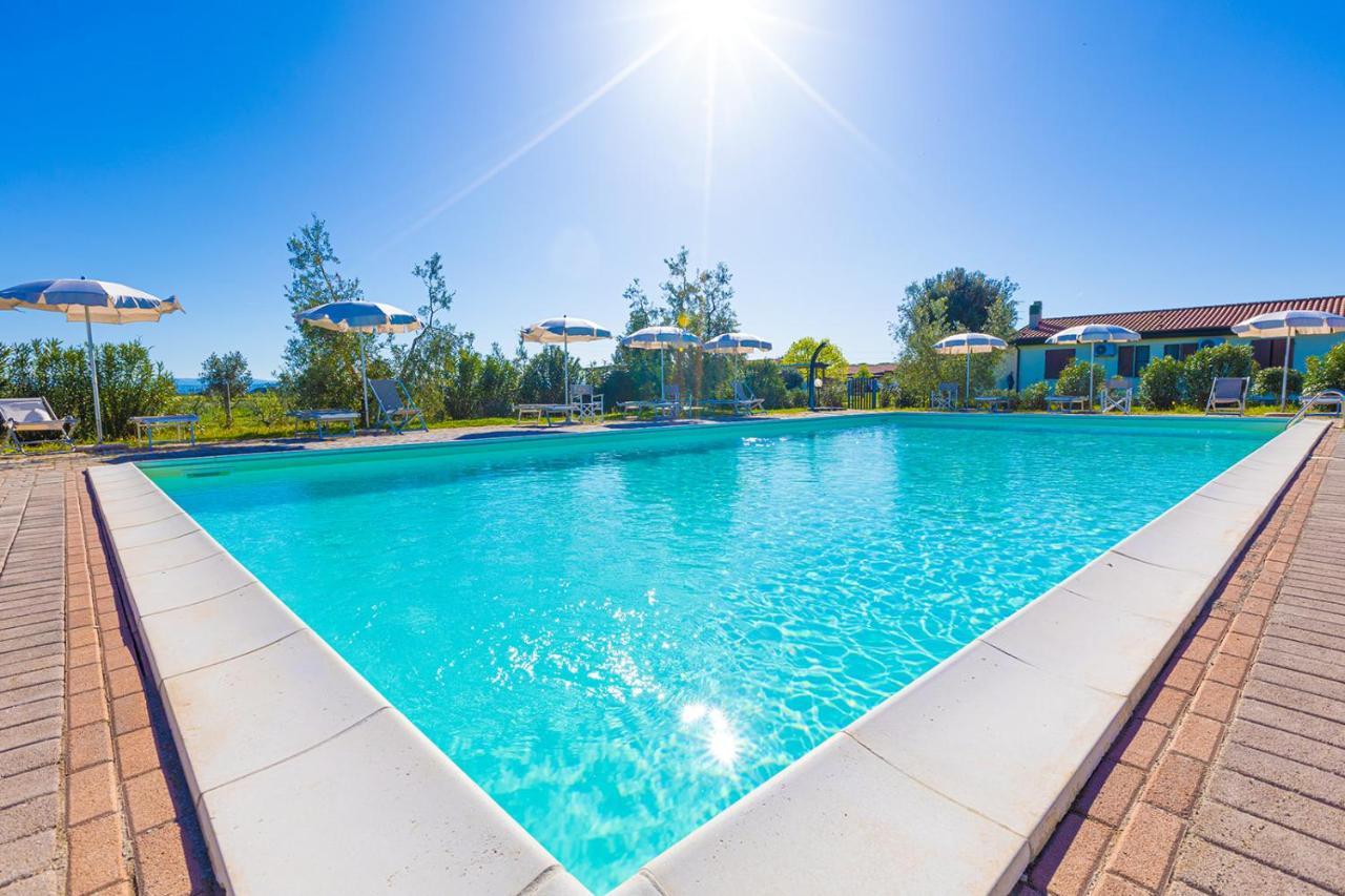 Agriturismo Gli Etruschi Populonia Bagian luar foto