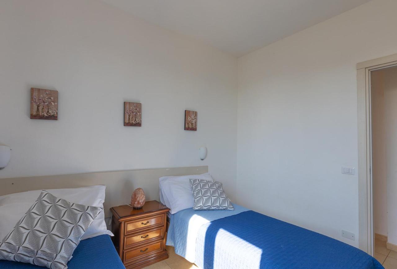 Agriturismo Gli Etruschi Populonia Bagian luar foto